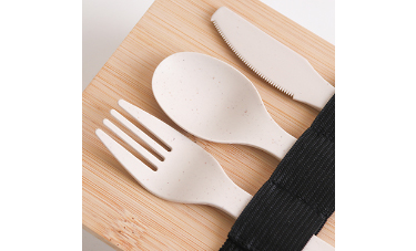 Lunch Box with Bamboo Cover